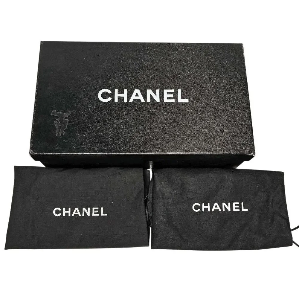 Chanel G26250 Ballet Flats EU 37 Black Patent Cap Toe CC Bow w/ Box Dust Bags